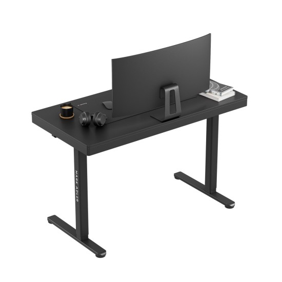 Mark Adler Leader 8.2 Black electric desk